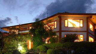 Real Country inn Speak Easy