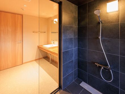 信州上諏訪温泉 諏訪別邸 朱白 写真