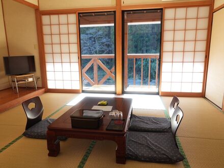 安楽温泉 朱峰 写真