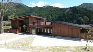 100年の森ホテル 栞