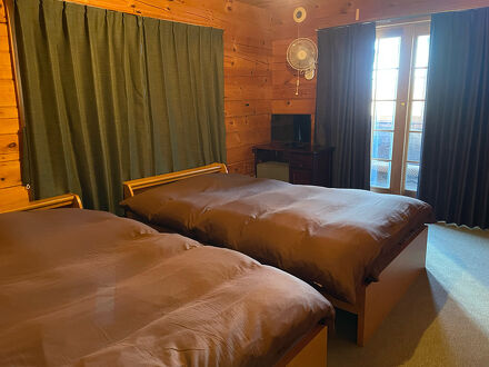 フライヤーズイン 写真