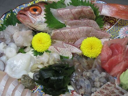 料理旅館　紋左 写真