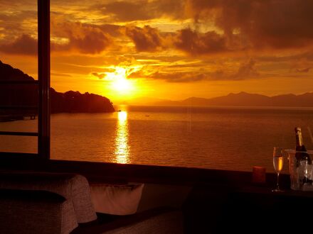 湯の児　海と夕やけ 写真