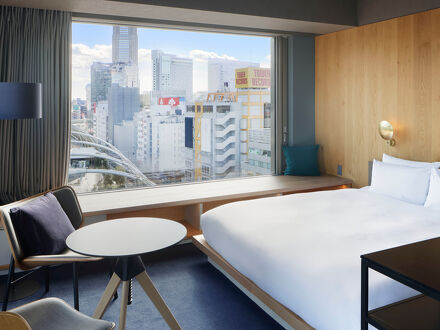 sequence MIYASHITA PARK 写真