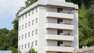 ホテルララプラス