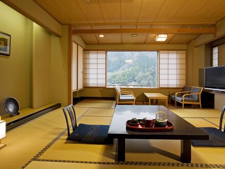 三朝温泉　依山楼　岩崎 写真