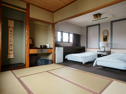 Epoca Base Kochi 写真