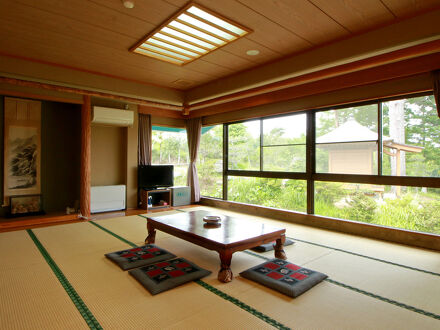 蒲庭温泉と蘇峰園 蒲庭館 写真