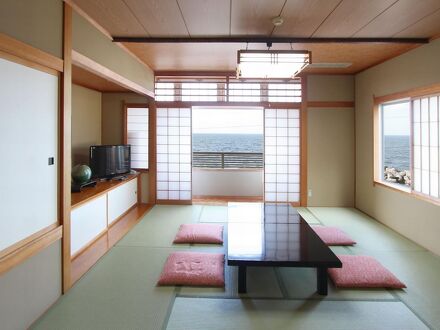 料理旅館 かねとも 写真