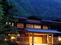 早川のホテル