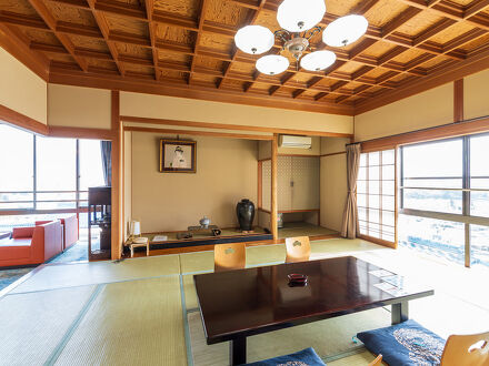 天空の城　三宜亭本館 写真