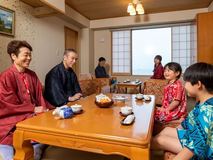 木更津温泉 龍宮城スパ・ホテル三日月 龍宮亭 写真