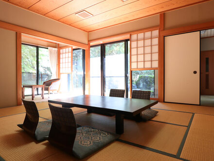 国定公園　揖斐峡　揖斐川丘苑 写真