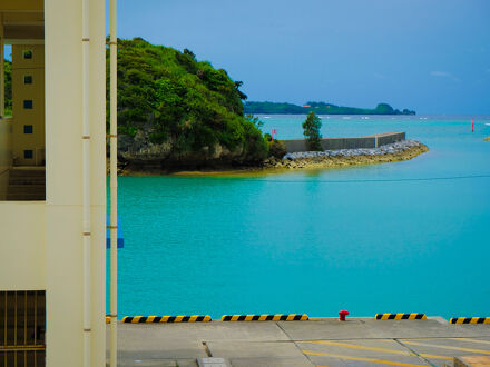 Blue Entrance 写真