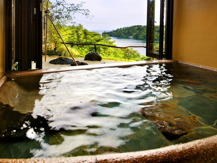 能登九十九湾 百楽荘 写真