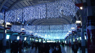 品川港南口（東口）藤色のクリスマス