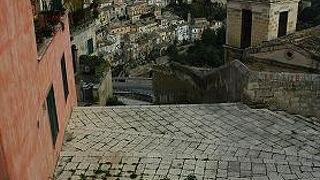 バロック建築の街ラグーザ　スーペリオーレ地区⇔イブラ地区の徒歩移動