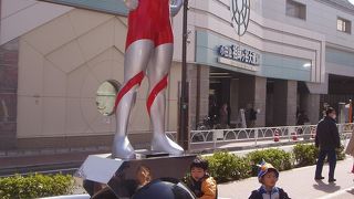 【ウルトラマン商店街】　祖師ヶ谷大蔵は目にも耳にもウルトラなまち