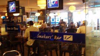 シンガポール空港　喫煙事情