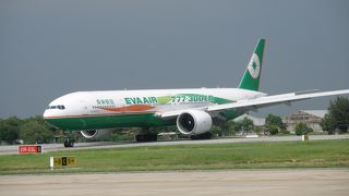 稼動し始めたスワンなプーン国際空港