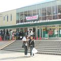 日本でのクリスピークリームドーナツ第一号店。