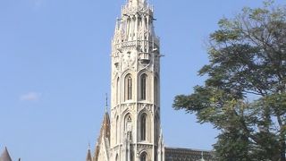 土日のマーチャーシュ教会