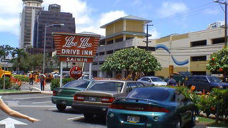 LIKE LIKE　DRIVE　INN