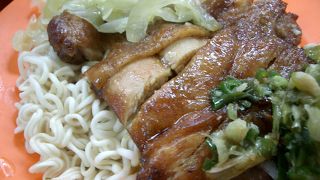 蘭芳園の葱油雞扒撈丁