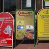 土産物屋・雑貨店・両替所