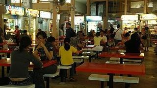 住宅地の中の≪HOLLAND VILLAGE SHOPPING CENTRE≫周辺へもどうぞ