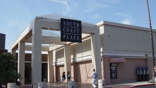ショッピングならSouth Coast Plazaに決まり！