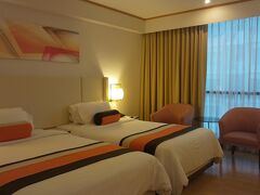 フォーウィングス ホテル 写真