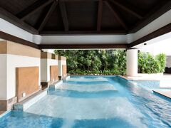 ツイン タワーズ ホテル 写真