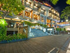 The ONE Legian Hotel 写真