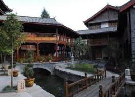 リジアン ゴールデン パース ホスピタリテイー 写真