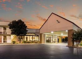 レッド ルーフ イン クラークスビル 写真