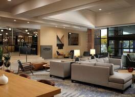 Sheraton Grand Rapids Airport Hotel 写真