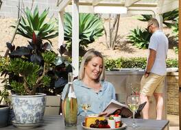 テリガル セイルス サービスド アパートメンツ 写真