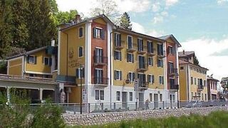 ホテル アル ペルモ