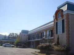 スクイム ウエスト イン 写真