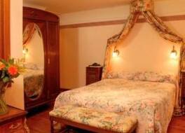 ホテル ドゥ ラ ポステ - ルレ ドゥ ナポレオン III 写真