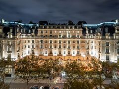 ホテル ザ ペニンシュラ パリ 写真