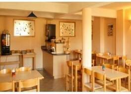 ブリットホテル デルトゥール エッセンシャル メンド 写真