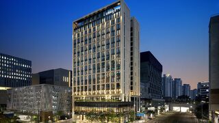 グラビティ ジョスン ソウル パンギョ オートグラフ コレクション