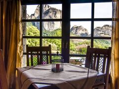 ホテル ドウピアニ ハウス 写真