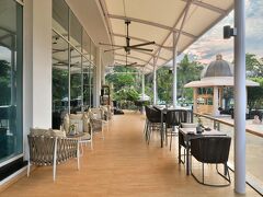 ザ ウェスティン ムンバイ ポワイ レイク 写真