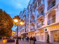 ホテル カールトン 写真