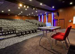 ホテル メルキュール カンペール サントル 写真