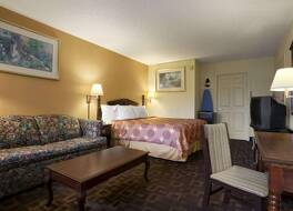 デイズ イン バイ ウィンダム ナッシュビル エアポート 写真