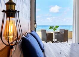 Sirens Beach and Village 写真